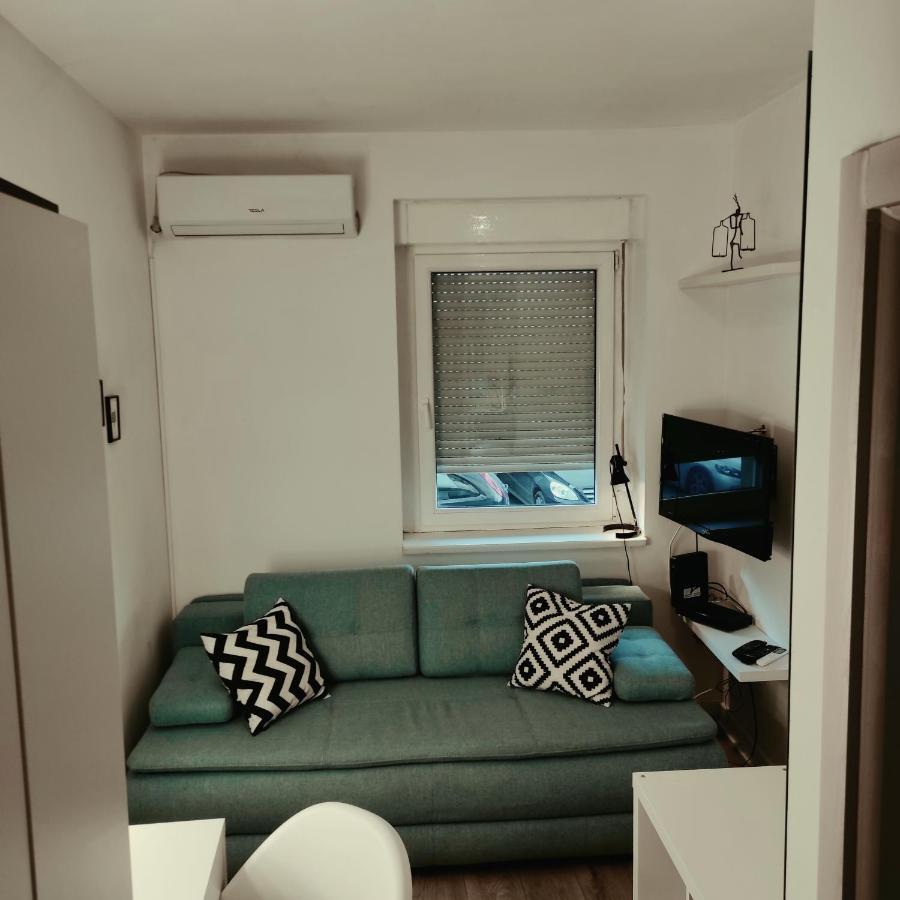 Oldtown Apartments - Marigold Group Нови Сад Стая снимка