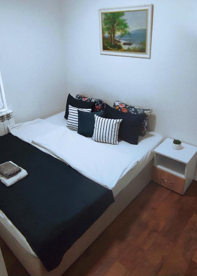Oldtown Apartments - Marigold Group Нови Сад Екстериор снимка